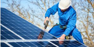 Installation Maintenance Panneaux Solaires Photovoltaïques à Tomino